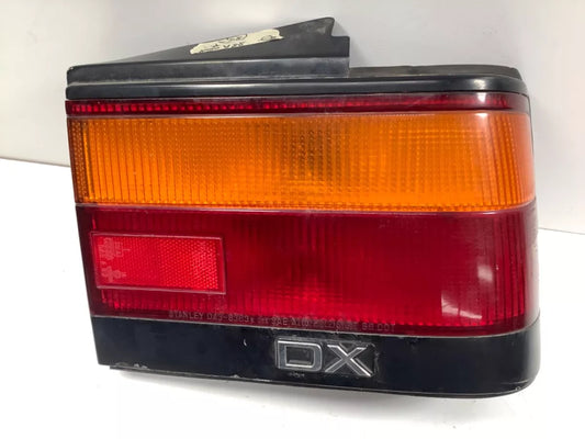 feu arriere honda accord 1987 droite